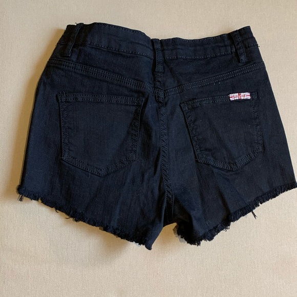 Black denim shorts - Picture 3 of 3